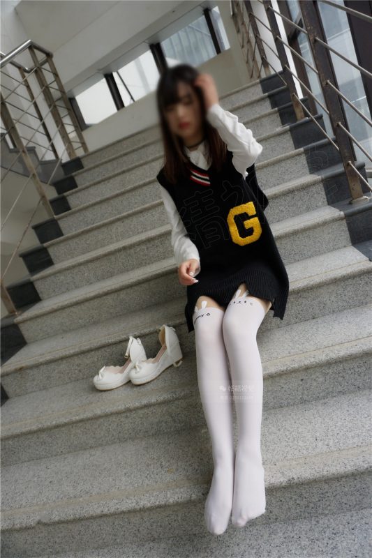 [妖精视觉] NO.032 coco 校花的萝莉白丝 [61P]-喵领域